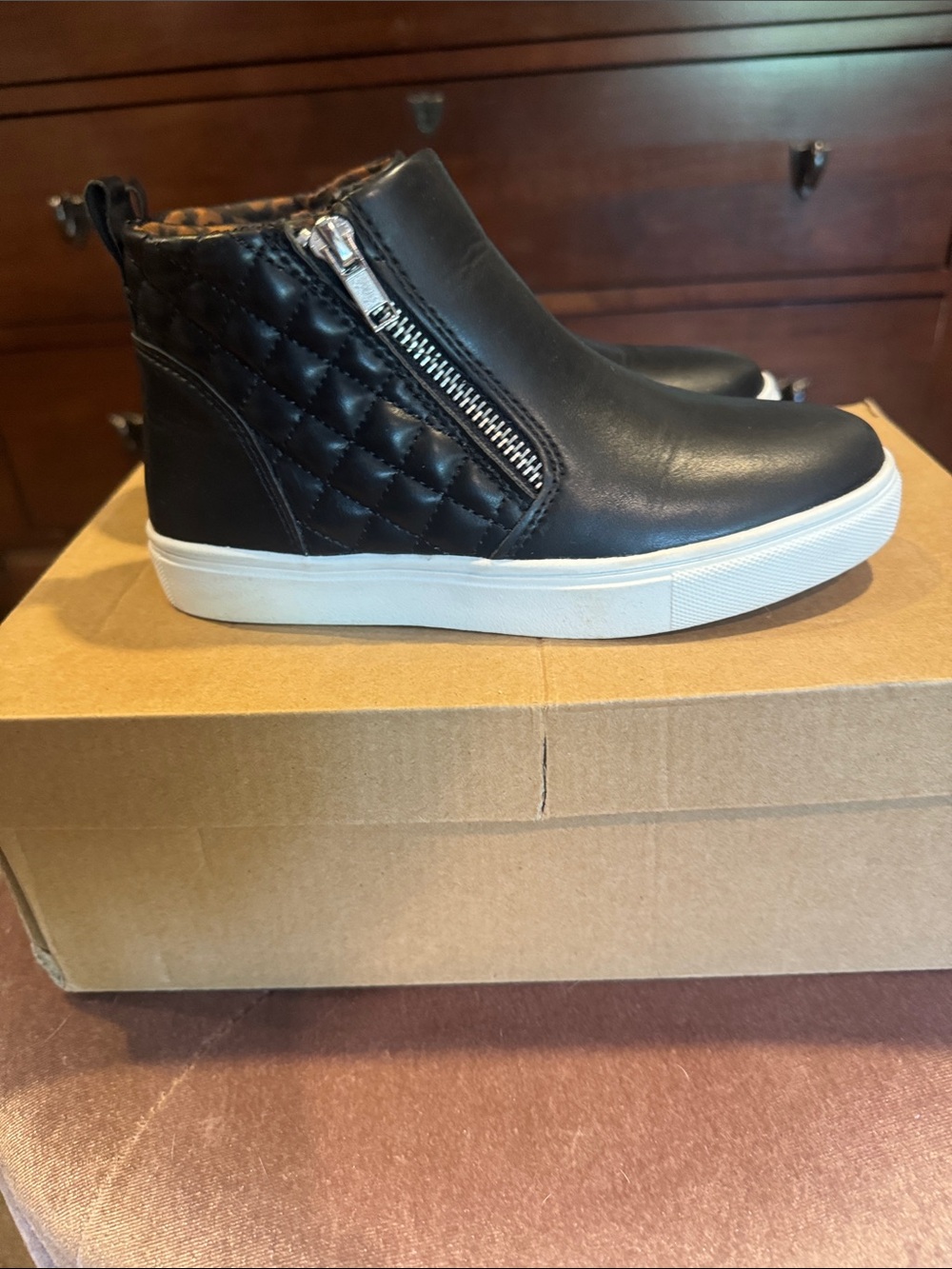 Steve Madden Kids Black Quilted High-Top Sneakers with White Sole